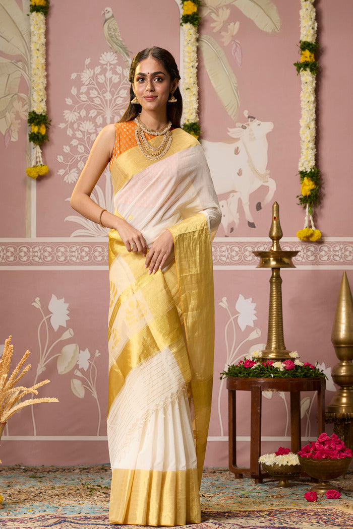 Kasavu Saree